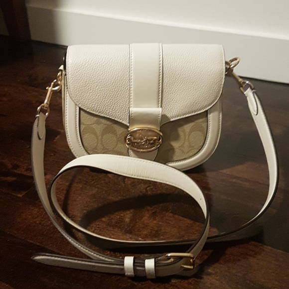 C2806 - Coach Georgie Saddle Bag - Picture 13 of 16